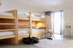 HOSTAL LOW COST