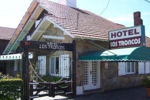 Hotel Los Troncos